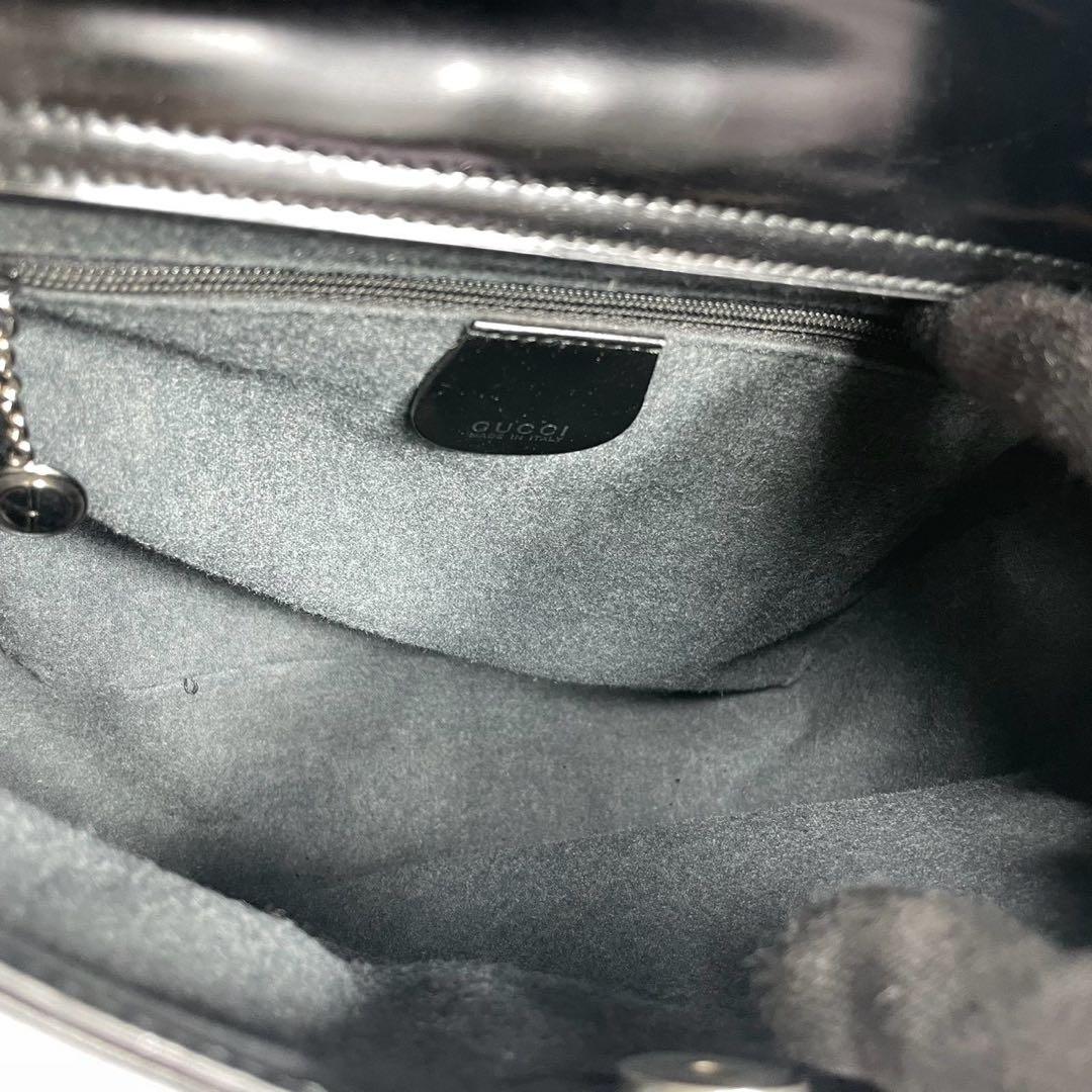 Gucci GG Shoulder Bag Patent Leather Black Logo — view 5