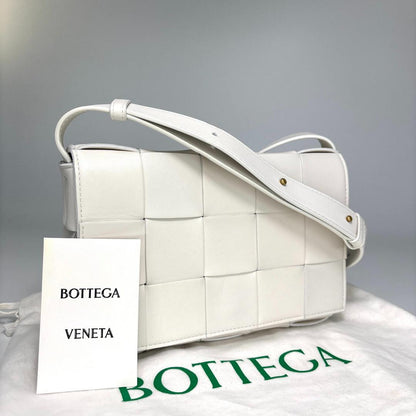 Bottega Veneta Cassette Maxi Intrecciato Shoulder Bag — view 3