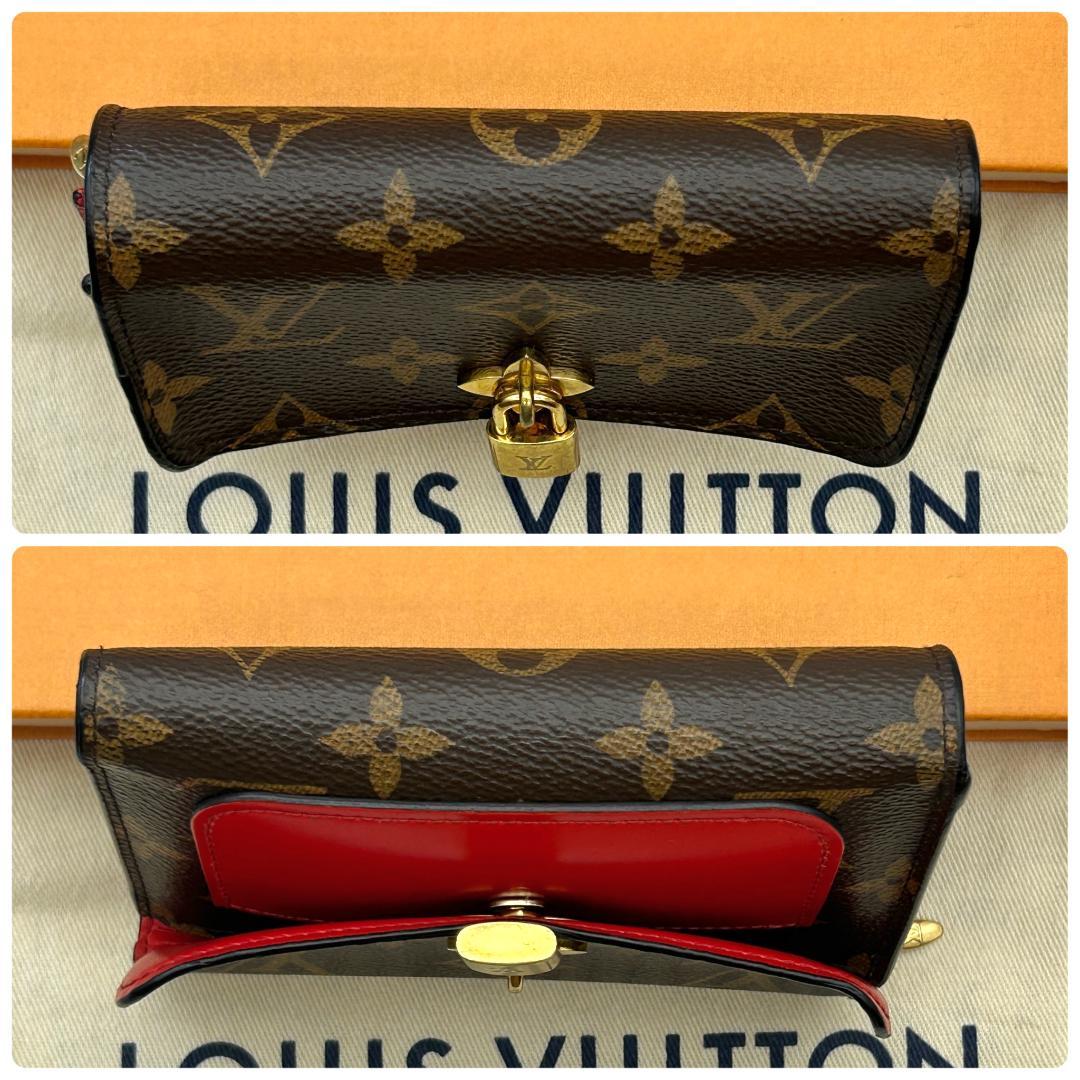 Louis Vuitton Monogram Portefeuille Flower Compact Wallet — view 3