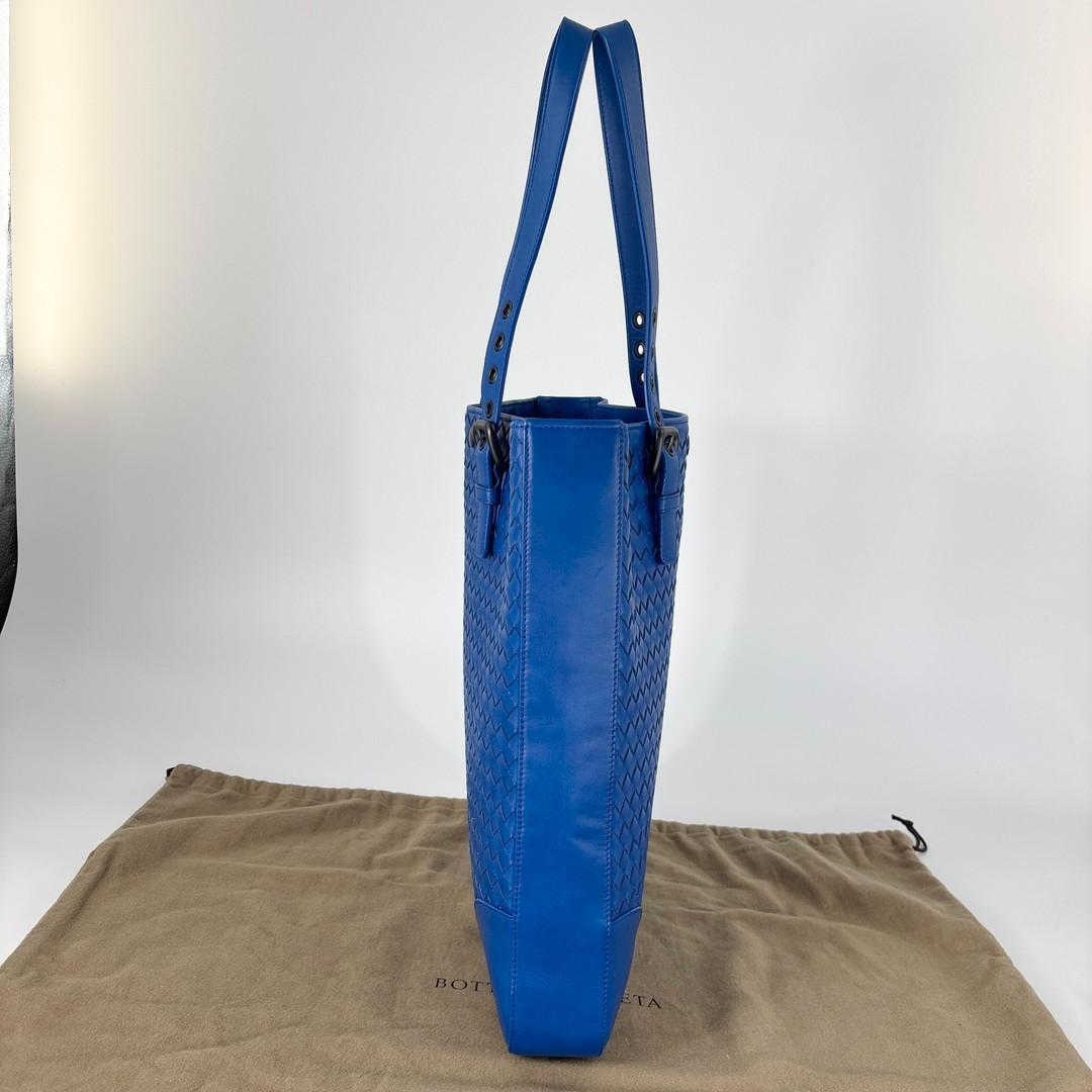 Unused Bottega Veneta Intrecciato VN Acator Tote Bag