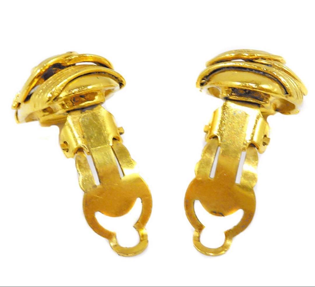 Chanel CC Logo Oval Earrings — view 3
