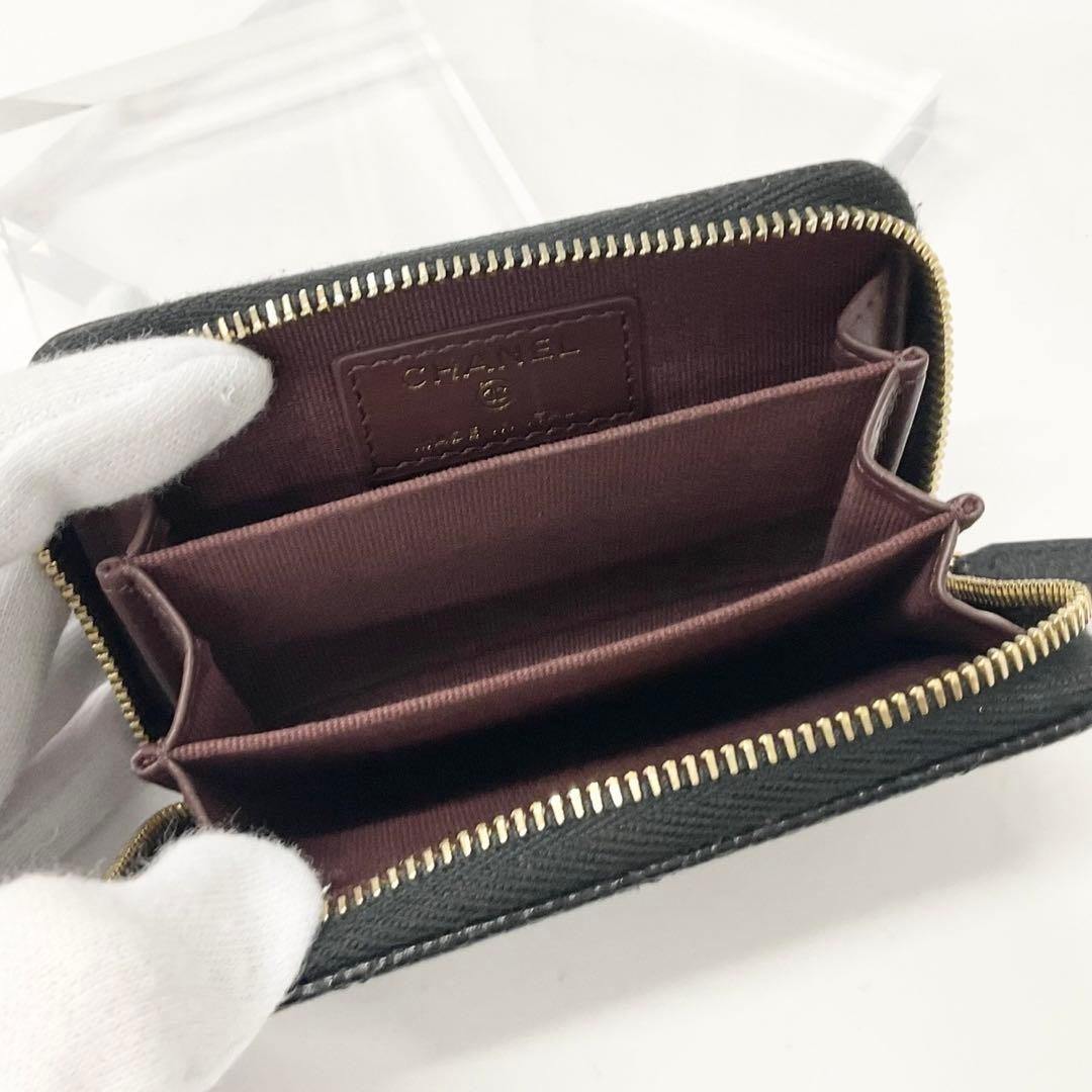 Chanel Caviar Leather CC Logo Zip Coin Purse Wallet Case — view 5
