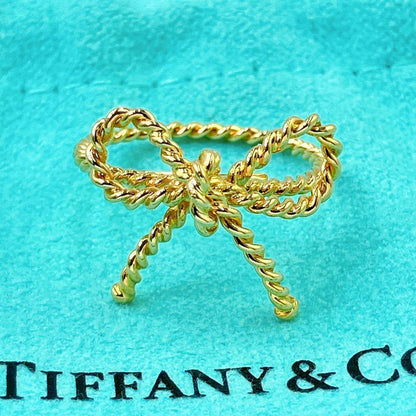 Close To Tiffany & Co Ribbon Twist Ring #8 18K