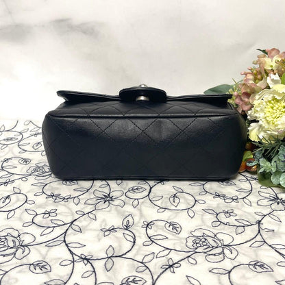 Chanel Double Flap Quilted Chain — view 8