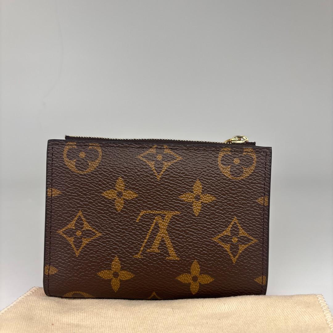 Louis Vuitton Monogram Portefeuille Lisa Bifold Wallet — view 4