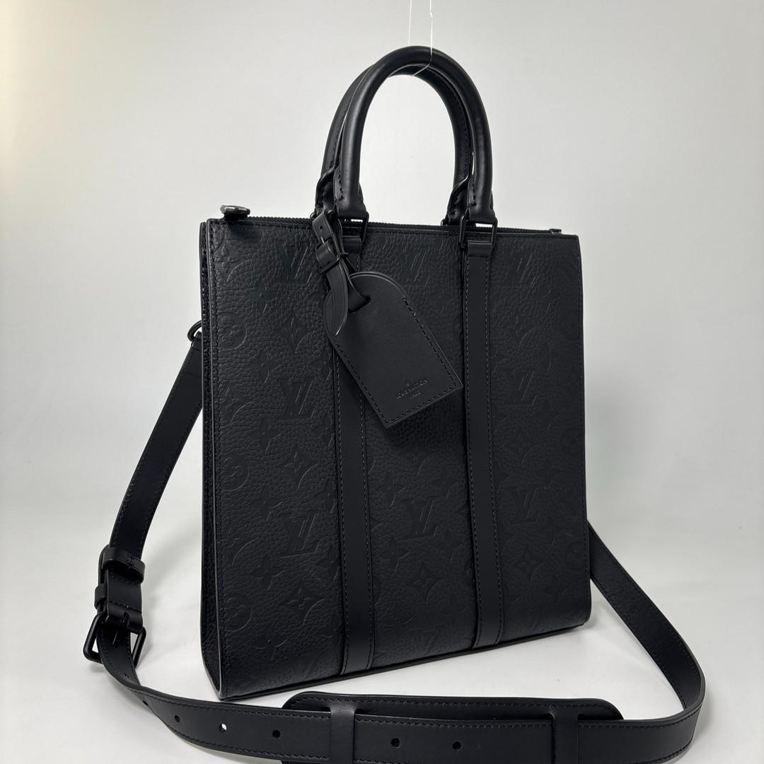 Louis Vuitton Taurillon Monogram Sac Plat Cross Tote Bag — view 3