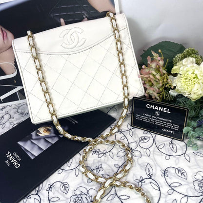 Chanel Vintage Quilted CC Logo Bag White