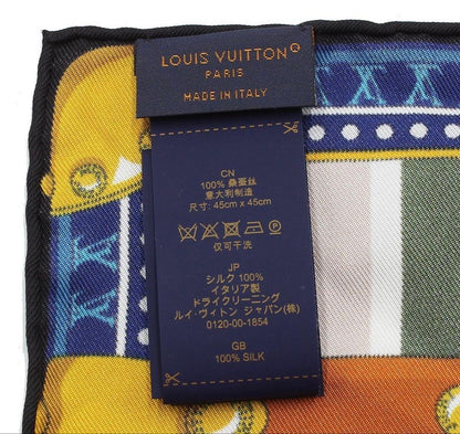Louis Vuitton New Carre 45 Trunk in Love Silk Scarf — view 5