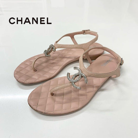 Chanel CC Logo Quilted Leather Thong Sandals Pink
