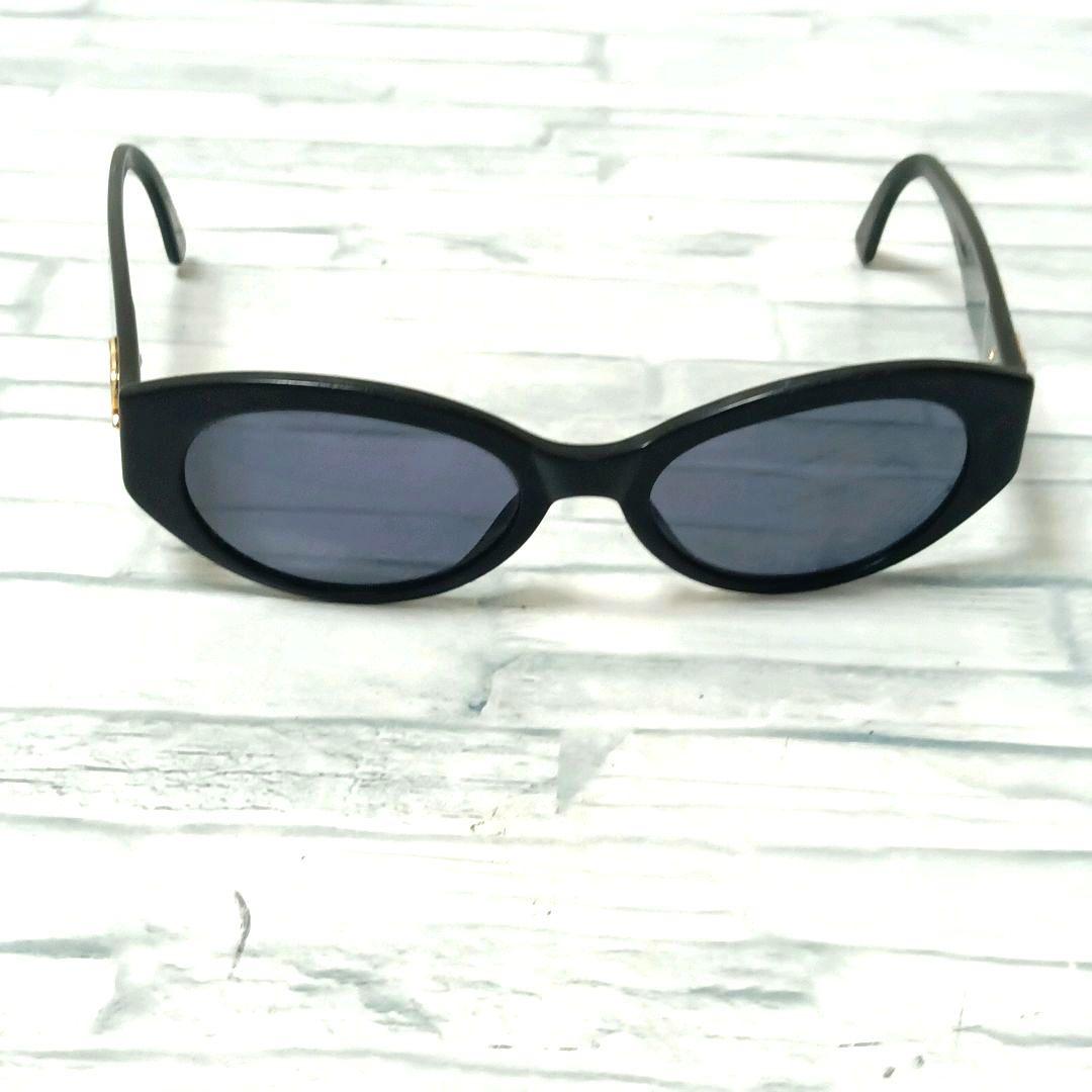 Chanel Sunglasses Black CC Logo Gold Wellington Eyewear — view 7