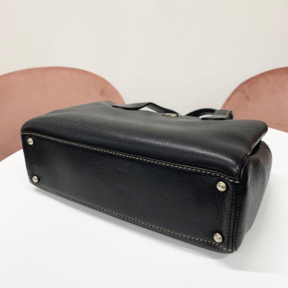 Chanel Caviar Leather CC Logo Tote Black — view 4