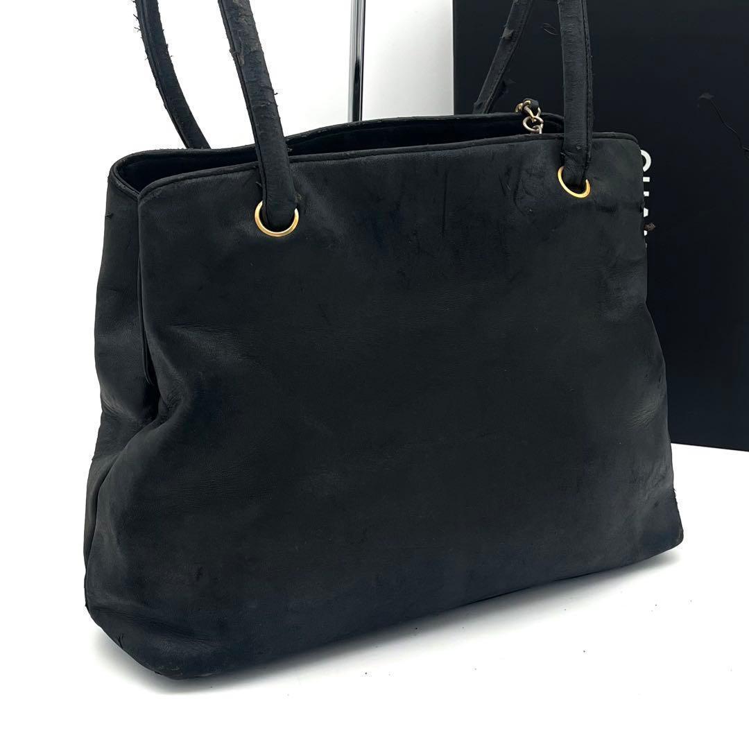 Chanel Lambskin CC Logo Tote Black Jumbo — view 2