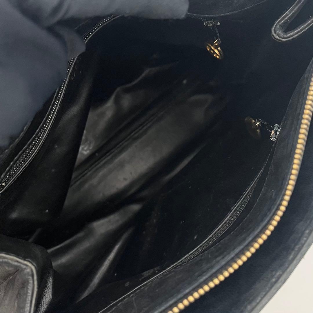 Chanel Lambskin CC Logo Tote Black Jumbo — view 3