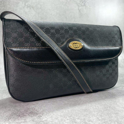 Gucci GG Shoulder Bag Black Leather Gold