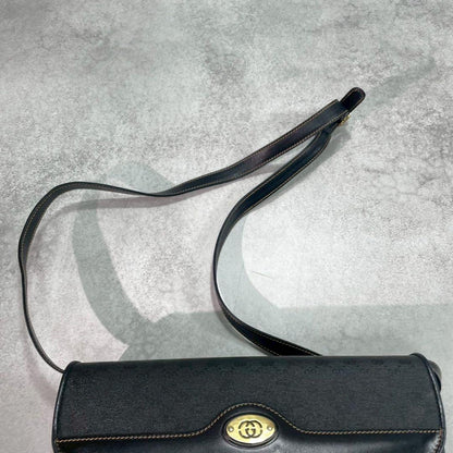 Gucci GG Shoulder Bag Black Leather Gold — view 4