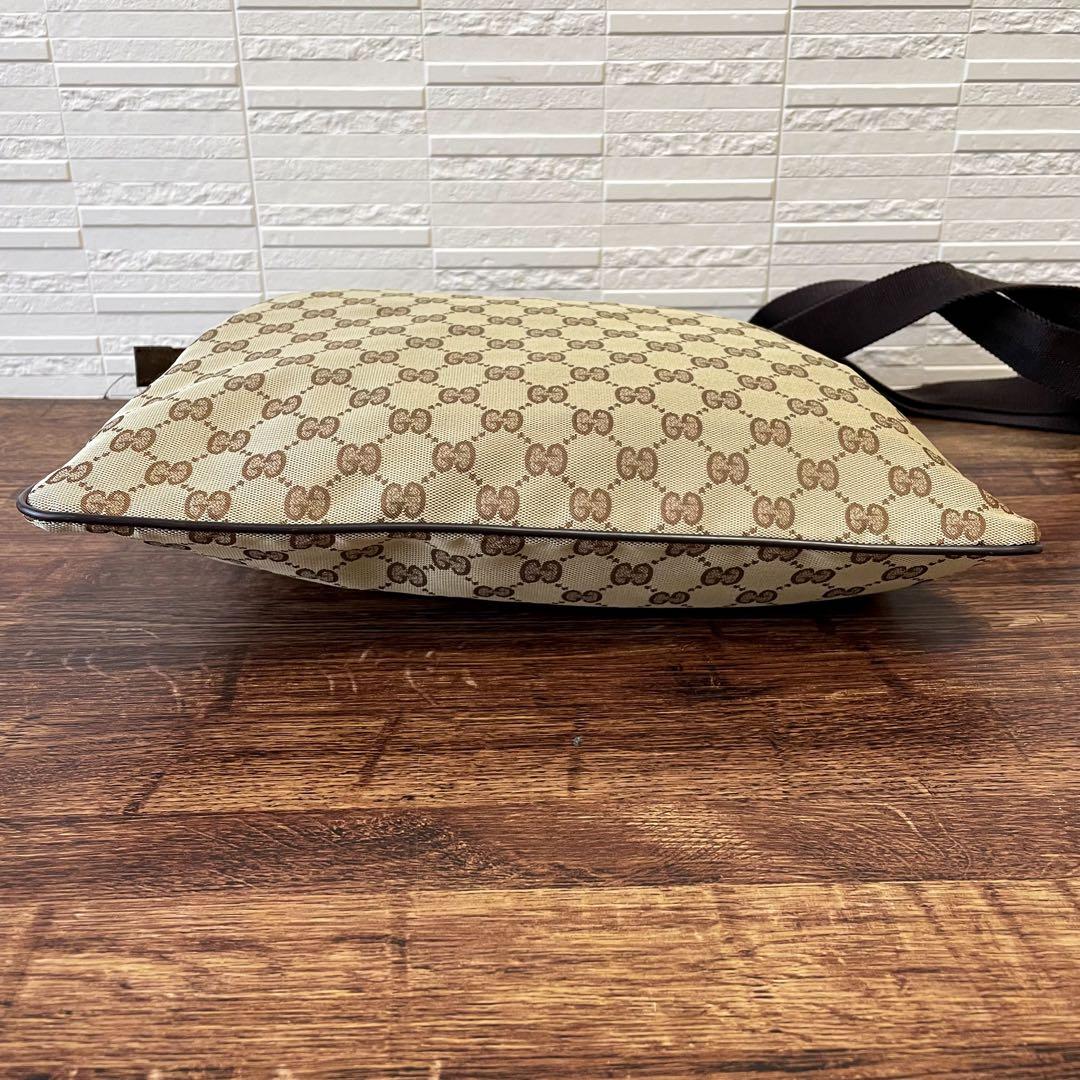 Gucci GG Canvas Nylon Shoulder Bag Brown Large — view 4