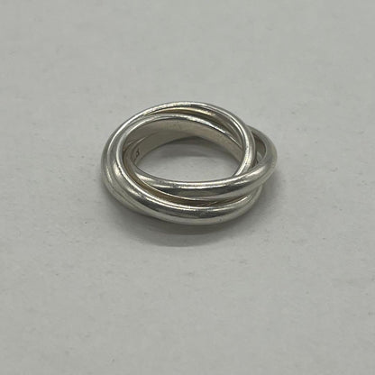 Tiffany & Co Trinity Ring Vintage — view 4