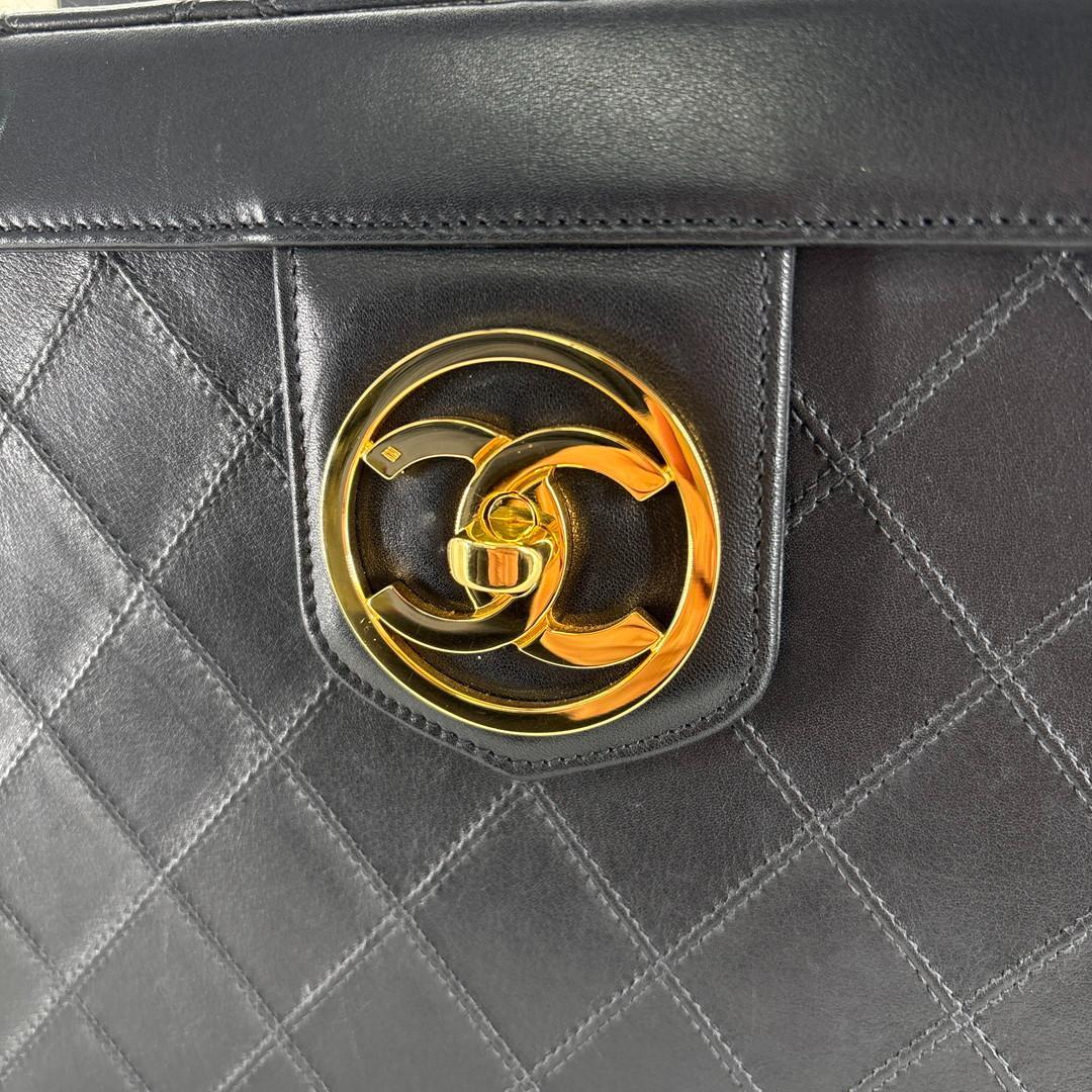 Ultra Chanel CC Bicolore Vanity Shoulder Bag Handbag