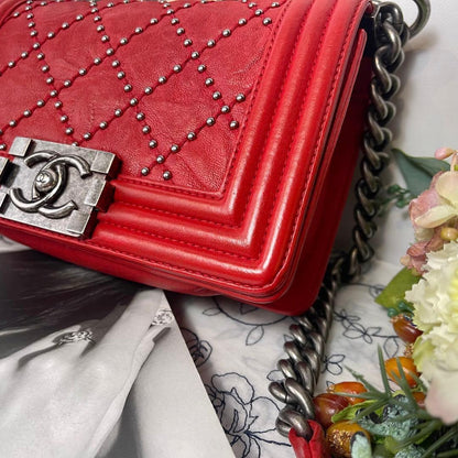 Chanel Quilted Chain Shoulder — view 4