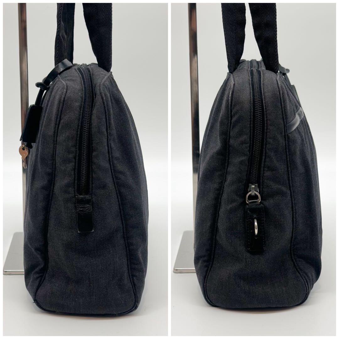 Prada Nylon Tote Vintage Archive — view 6