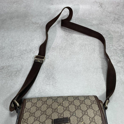 Gucci GG Shoulder Bag Brown Beige Leather Logo — view 4