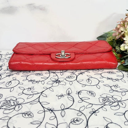 Chanel Double Flap Quilted Chain — view 7