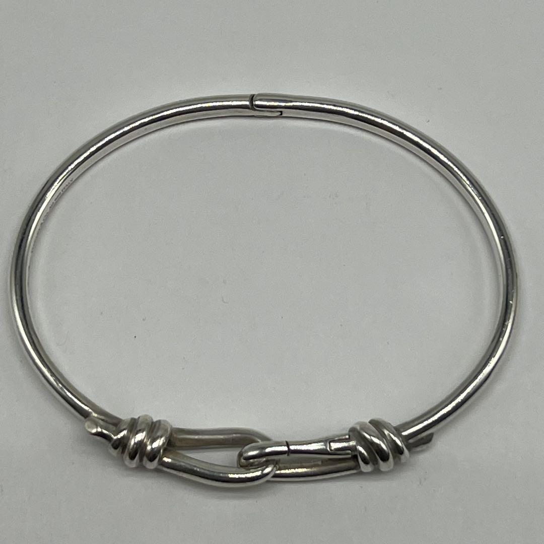 Tiffany & Co Paloma Picasso Knot Hinge Bangle Bracelet — view 6