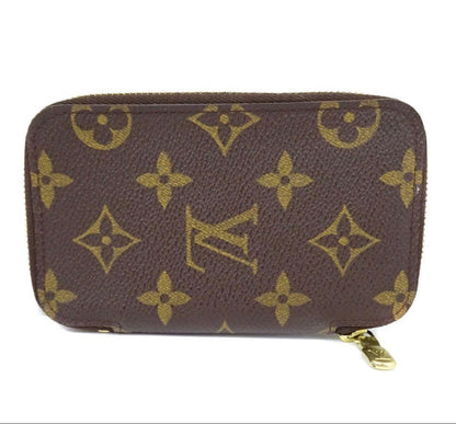 Louis Vuitton Monogram Pochette Zipper Key Case Key Holder — view 3