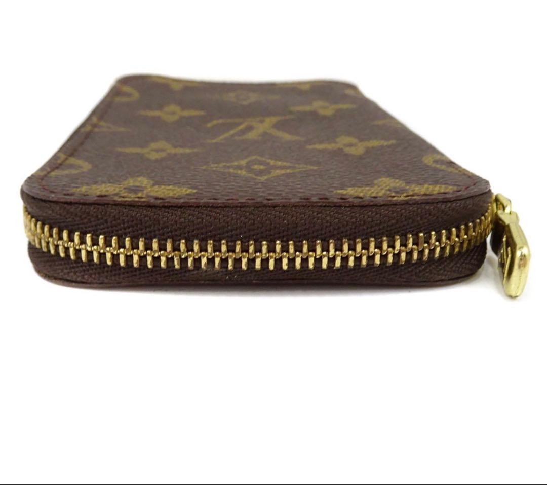 Louis Vuitton Monogram Pochette Zipper Key Case Key Holder — view 4