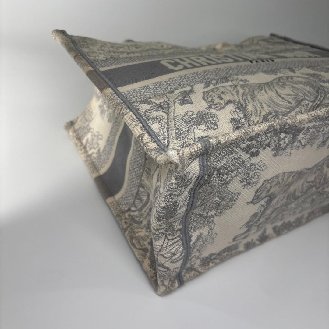 Dior Book Tote Toile de Jouy Zodiac — view 7