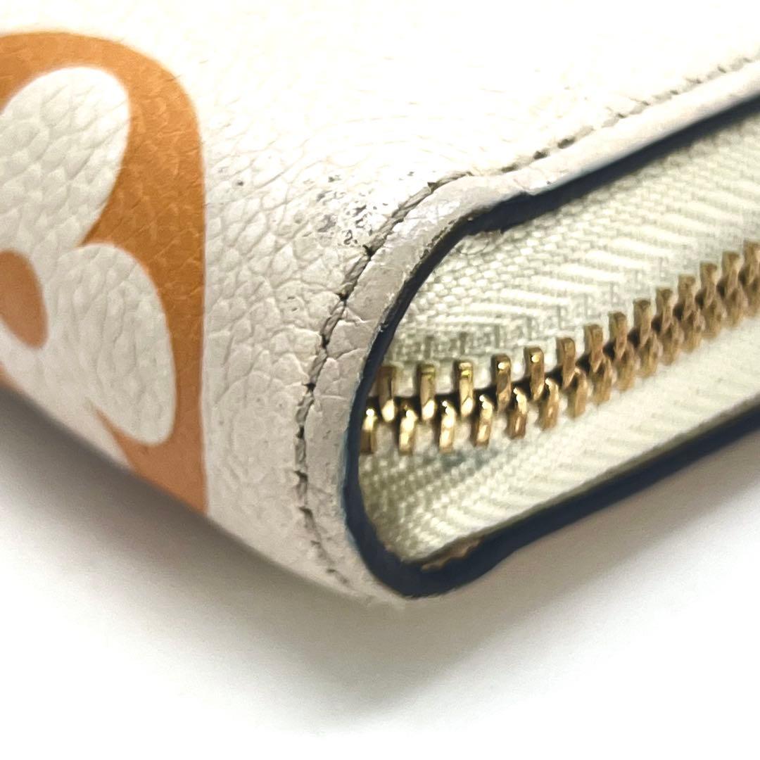 Louis Vuitton Bicolor Monogram Empreinte Cream Saffron Wallet — view 9