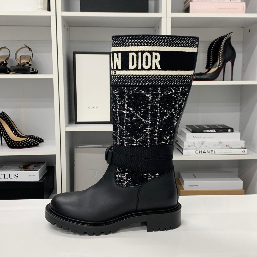 Dior D-major Cannage Ankle Boots — view 3