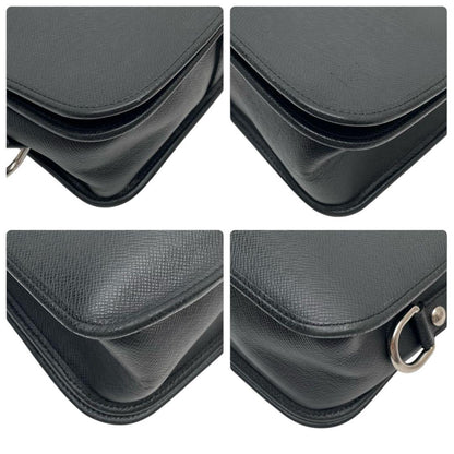 Louis Vuitton Taiga Leather Andrei Shoulder Messenger Bag — view 6