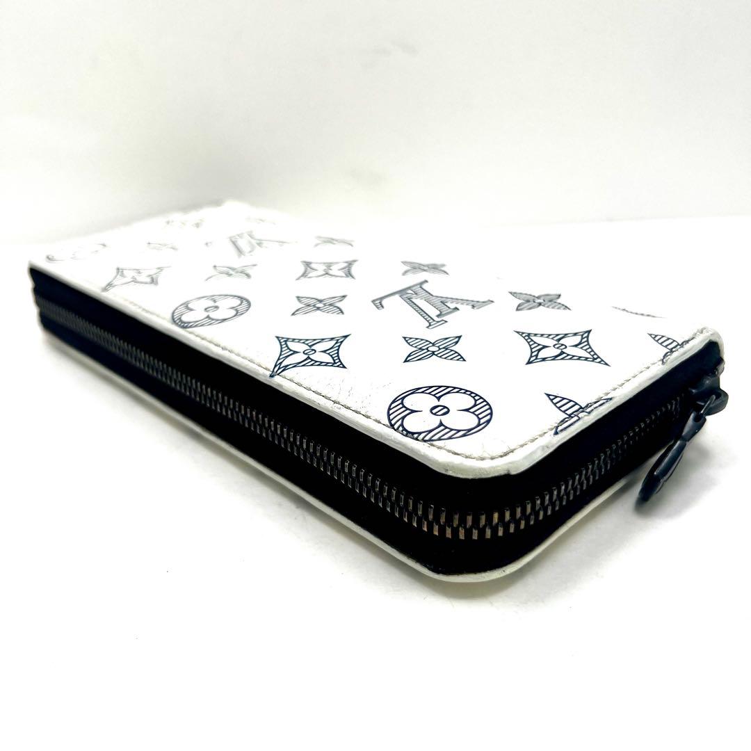 Louis Vuitton Monogram Shadow Zippy Wallet Vertical — view 5