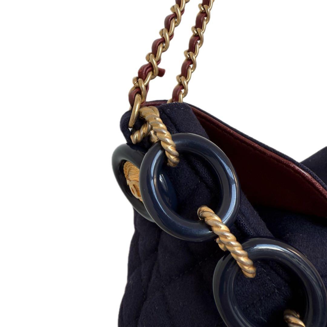 Chanel Classic Shoulder Bag — view 7