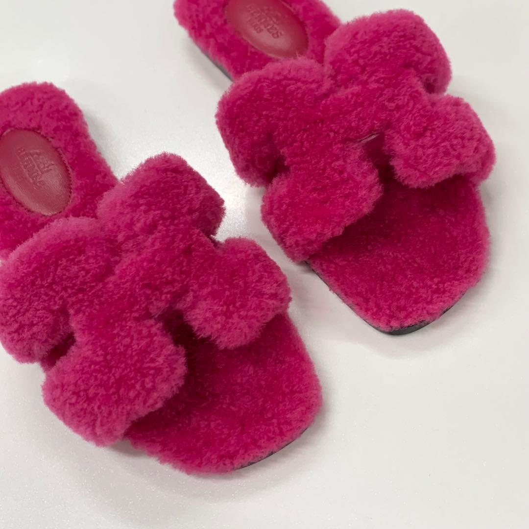 Hermes Oran Shearling Sandals Pink — view 9