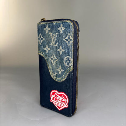 Ultra Louis Vuitton NIGO Collaboration Monogram Denim Zippy Wallet