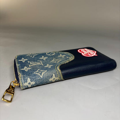 Ultra Louis Vuitton NIGO Collaboration Monogram Denim Zippy Wallet