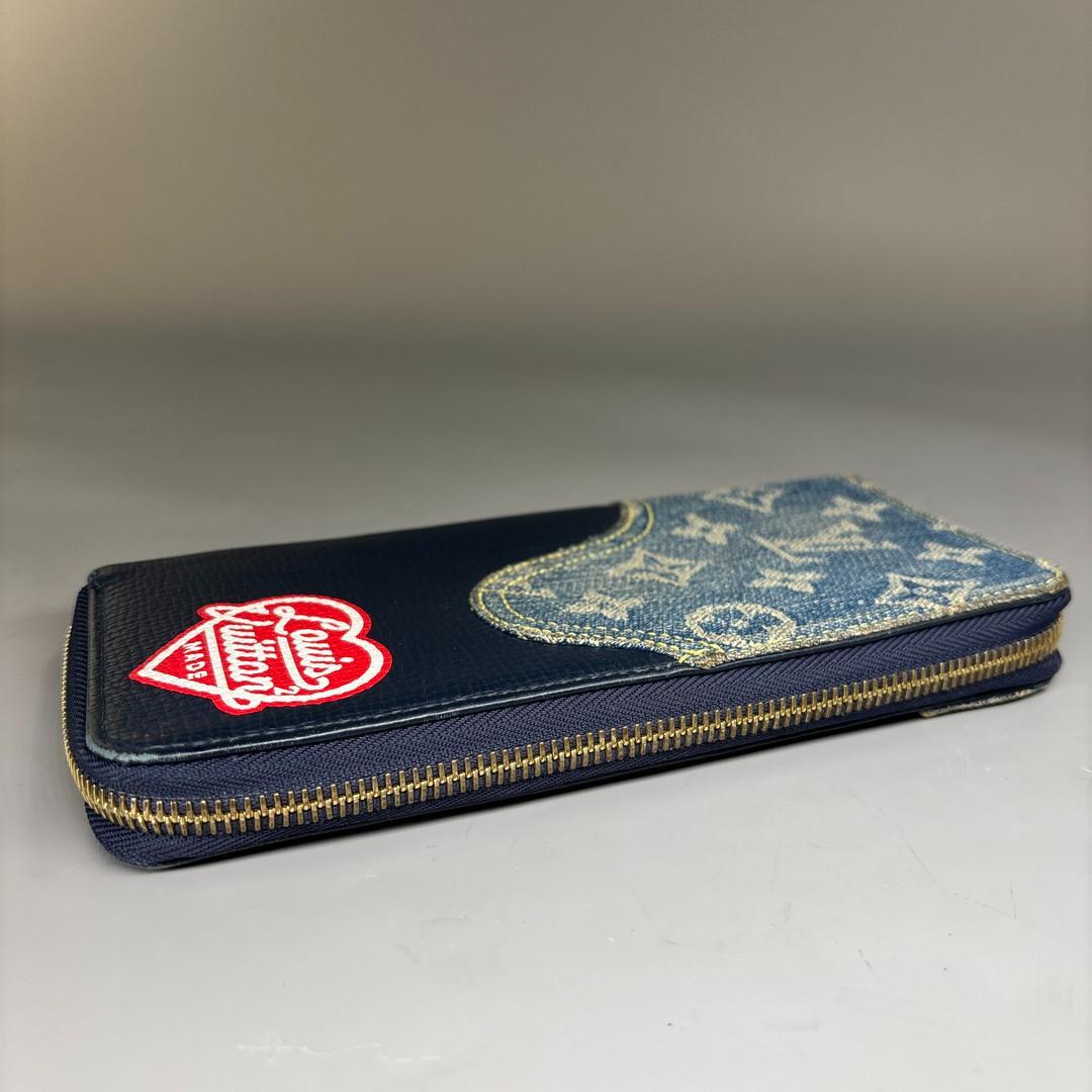 Ultra Louis Vuitton NIGO Collaboration Monogram Denim Zippy Wallet