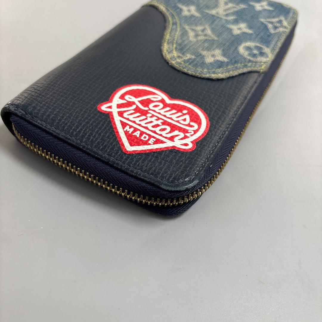 Ultra Louis Vuitton NIGO Collaboration Monogram Denim Zippy Wallet