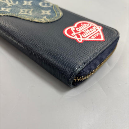 Ultra Louis Vuitton NIGO Collaboration Monogram Denim Zippy Wallet
