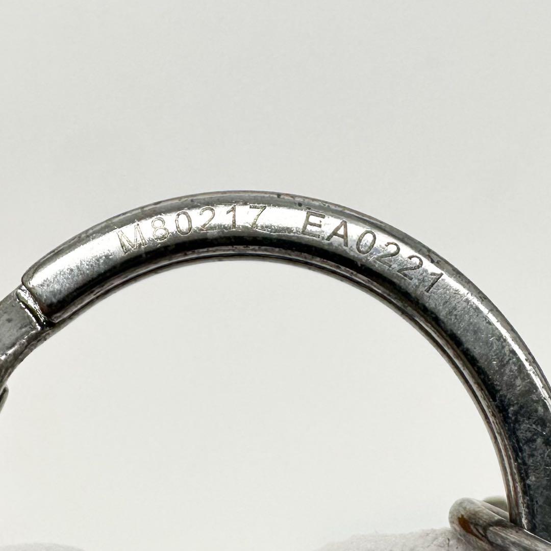 Louis Vuitton Porte Cles LV Initial Silver New Wave Charm — view 9