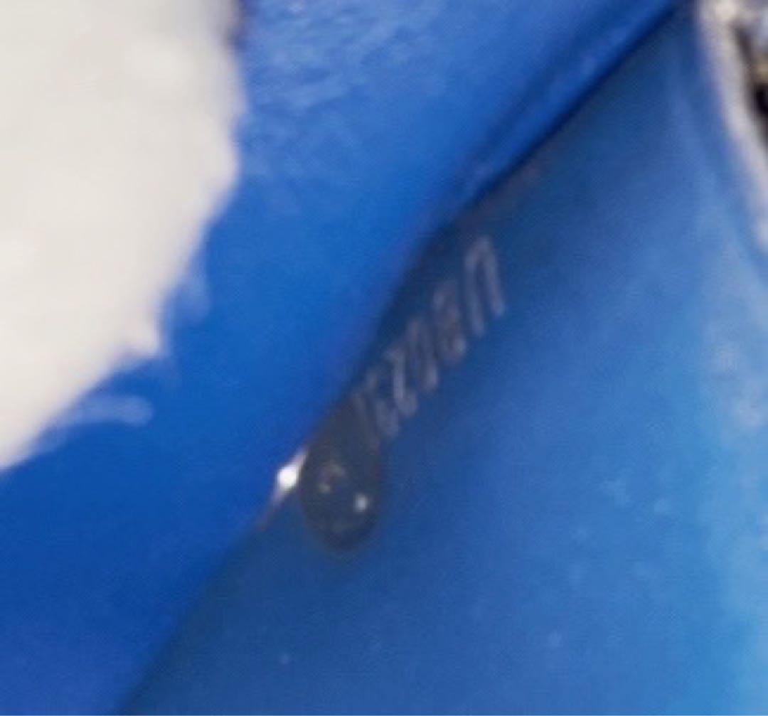 Louis Vuitton Discovery Taiga Llama Compact Trifold Wallet