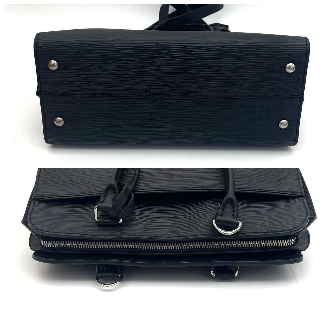 Louis Vuitton Epi Vaneau MM Noir Black Shoulder Handbag — view 6