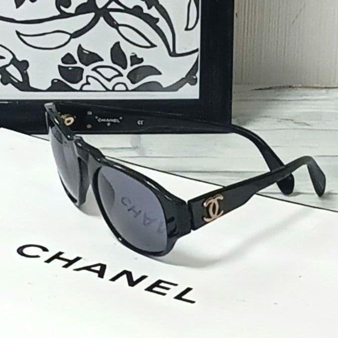 Chanel Sunglasses Black CC Logo GD Wellington Eyewear