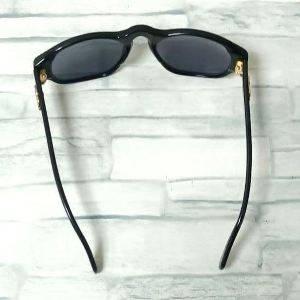 Chanel Sunglasses Black CC Logo GD Wellington Eyewear — view 5