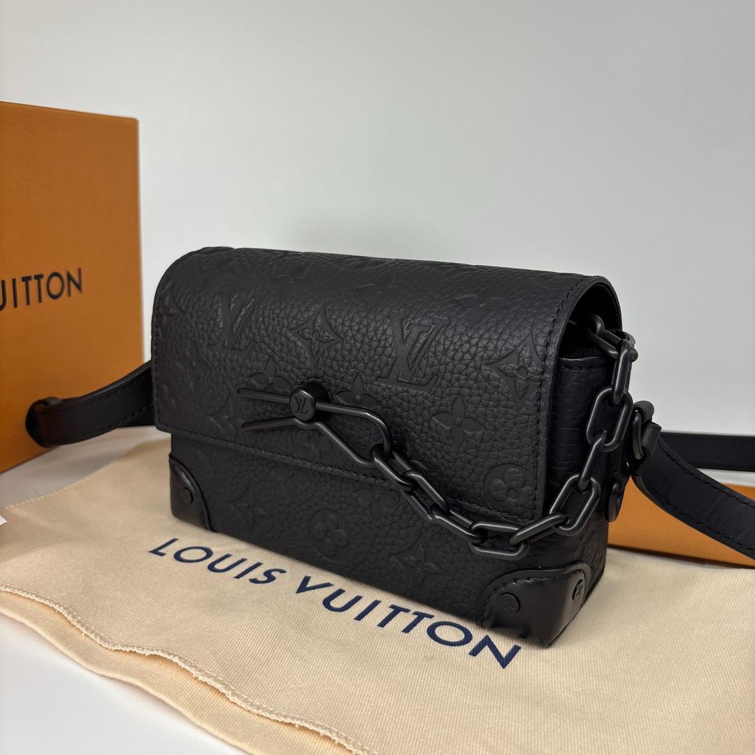 Louis Vuitton Taurillon Monogram Steamer Shoulder Bag — view 2