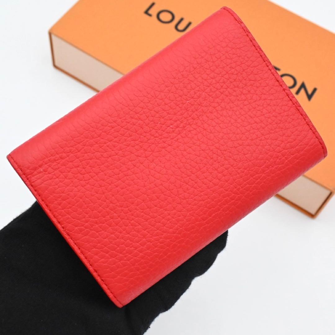 Louis Vuitton Capucines Compact Folded Wallet Yayoi Kusama Collaboration Red — view 2