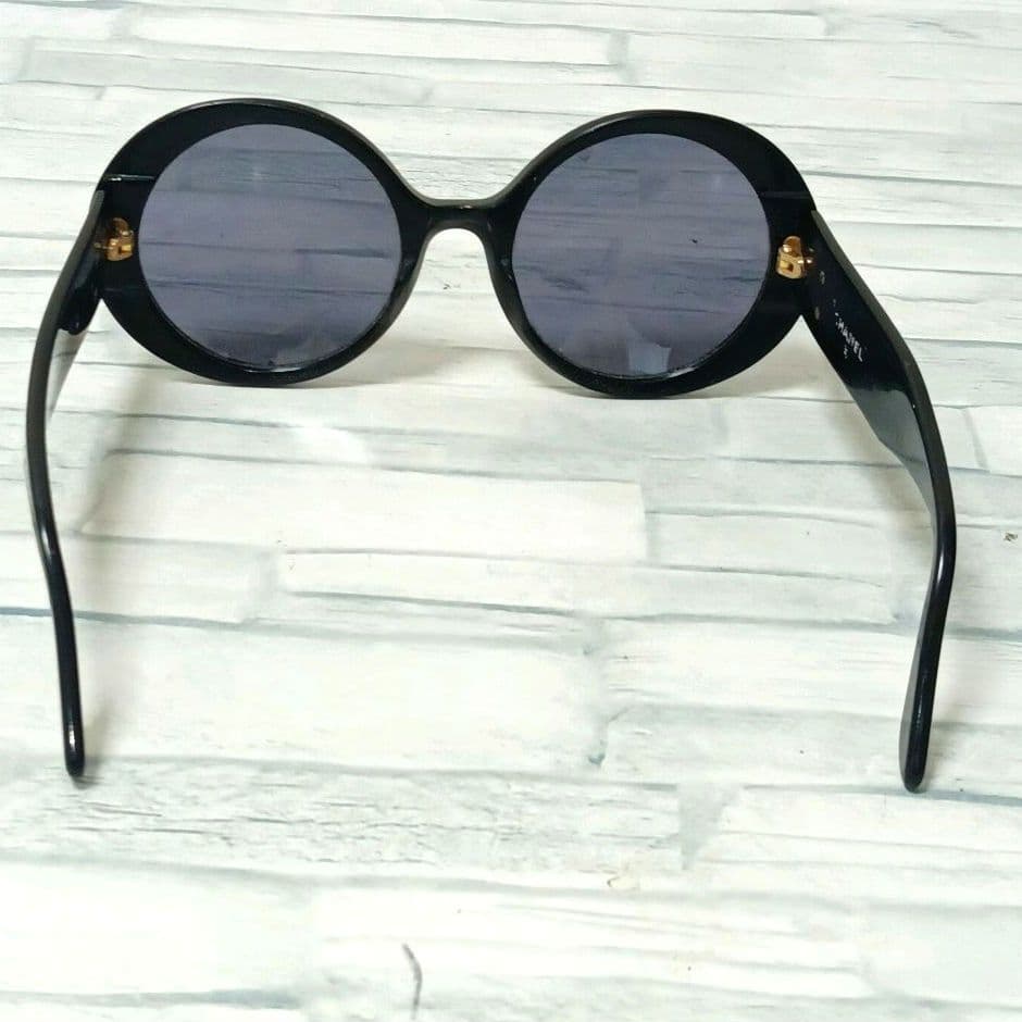 Chanel Sunglasses CC Logo Black Gold Round Eyewear — view 9