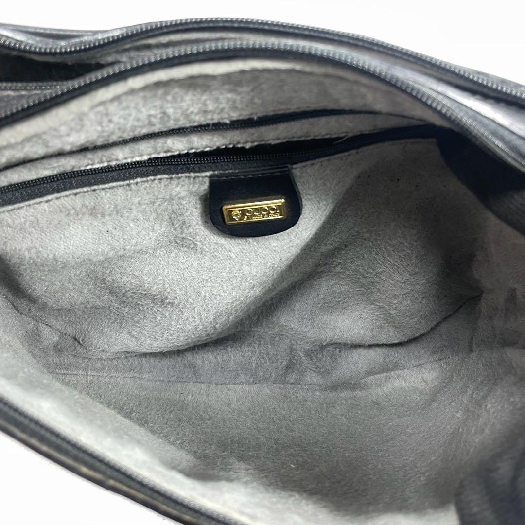 Gucci GG Shoulder Bag Black Leather Logo Canvas — view 5